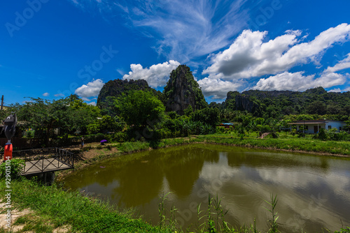 Wallpaper from the top of the mountain, overlooking the panorama, with the wind blowing all the time, fresh air, is a viewpoint that adventurers regularly visit.