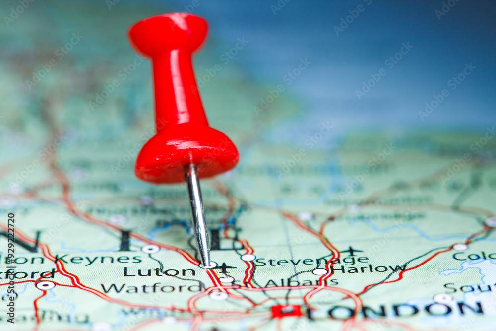 Luton, England pin on map Luton, England pin on map