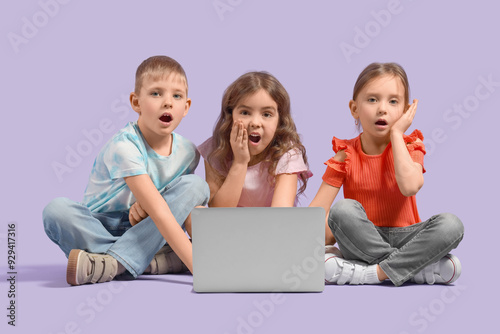 Shocked little kids watchin...