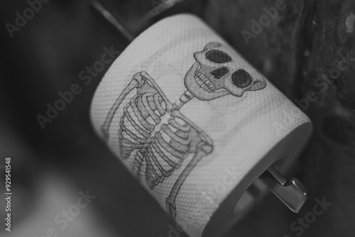 papel higiénico para halloween