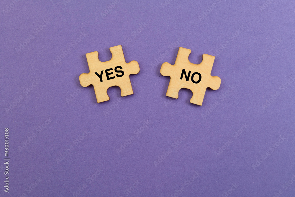 Obraz premium Two Puzzle Pieces