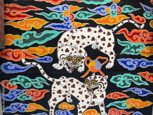Photography Tiger drawing under the roof at Gyeongbokgung Palace