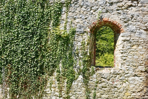 Foto Uhlberg - kapelle - Wand mit Fenster.
