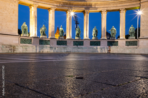 heroes Square in Budapest at night