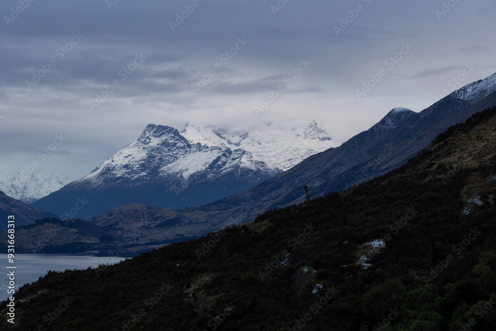 Fototapeta premium The layer of the mountain range with snowy peaks, New Zealand.