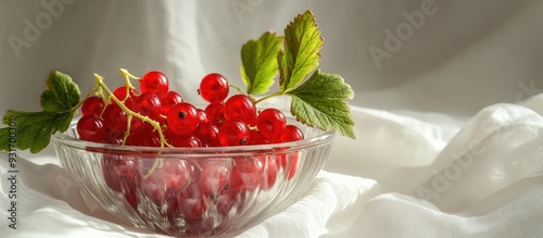 Red currants in a glass bow...