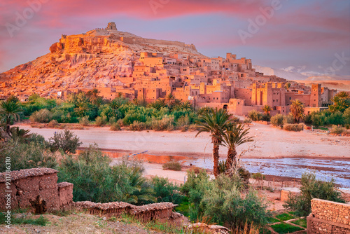 Obraz na płótnie Ait Ben-Haddou, Morocco. Famous old clay town in High Atlas mountains. w salonie