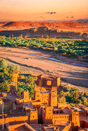 Obraz na płótnie Ait Ben-Haddou, Morocco. Famous old clay town in High Atlas mountains, North Africa. w salonie
