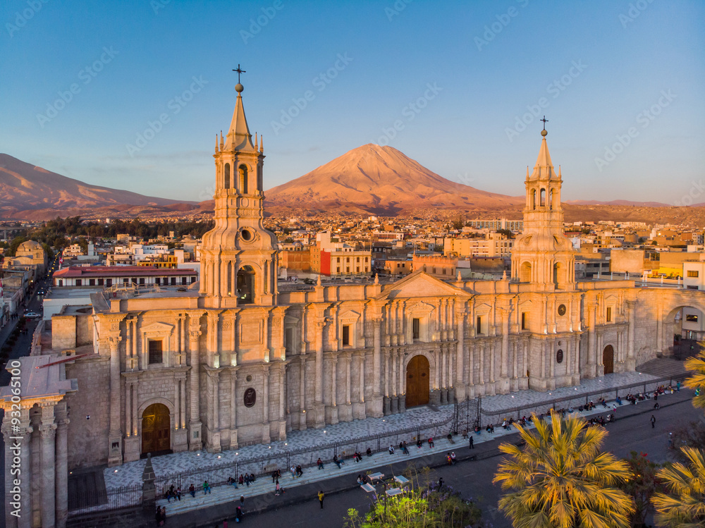 Fototapeta premium aerial view of the cathedral of Arequipa and the Misti volcano at sunset