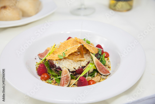 Ensalada con Chicharron, Platillos de Cocina Exotica Mexicana