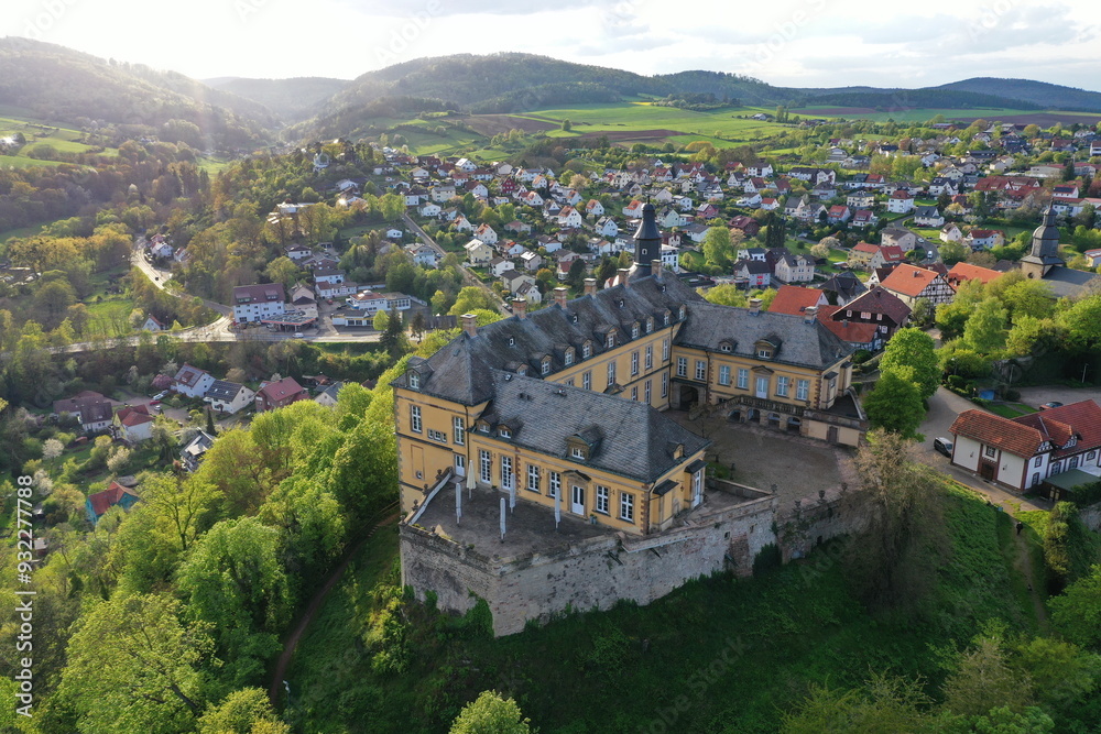 Obraz premium Schloss Friedrichstein in Bad Wildungen / Hessen Luftaufnahme