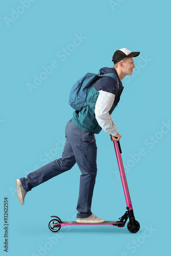 Male courier riding kick sc...