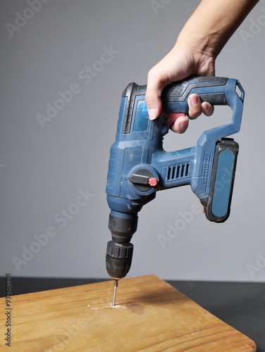 Wallpaper Mural hole in wood Torontodigital.ca