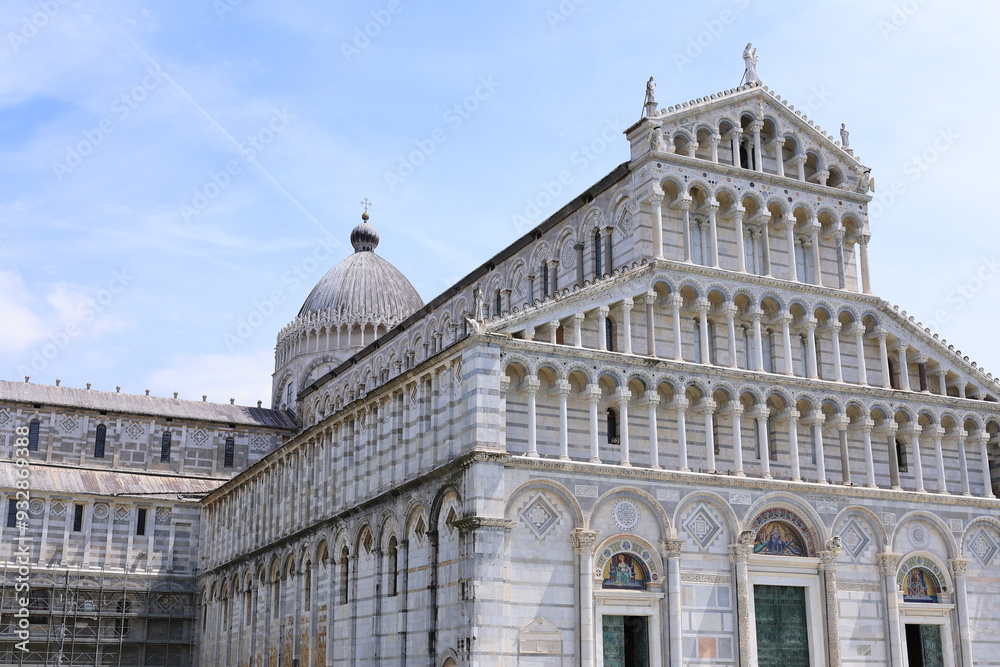 Obraz premium Blick in die Altstadt von Pisa in Italien 