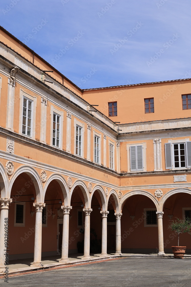 Obraz premium Blick in die Altstadt von Pisa in Italien