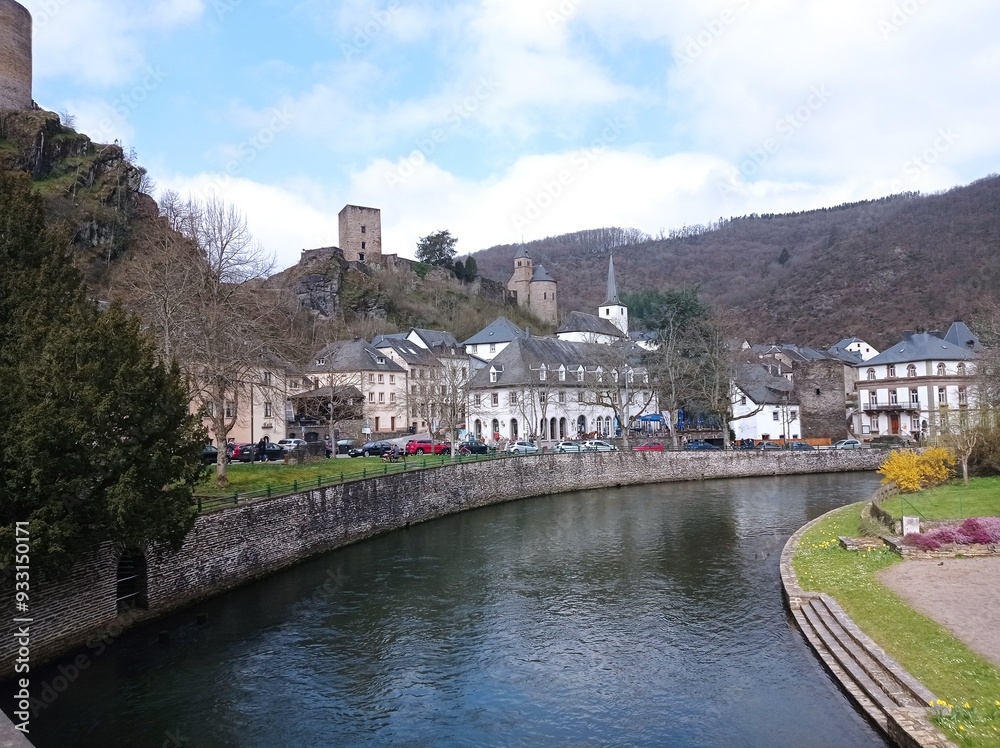 Obraz premium View of Esch-Sur-Sure from the ground, Esch-Sur-Sure, Luxembourg