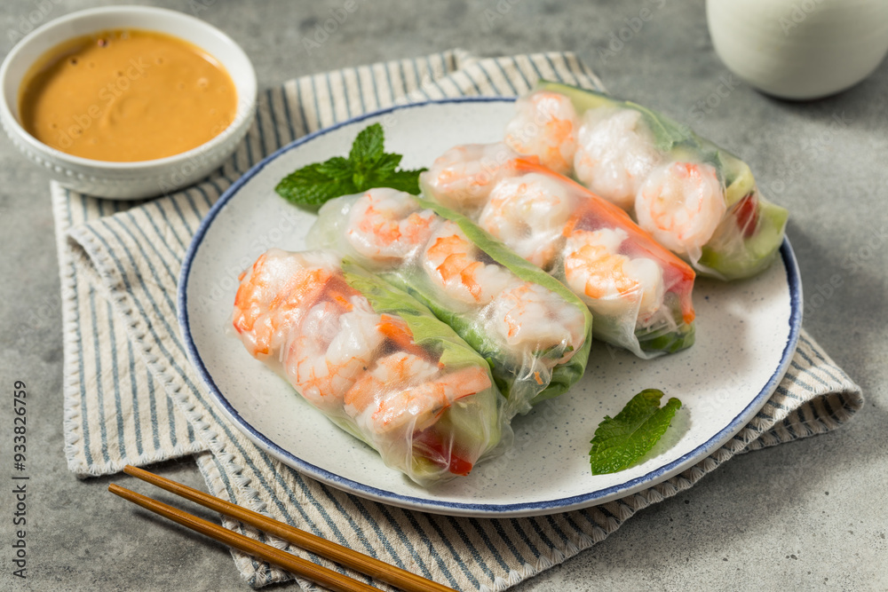 Homemade Vietnamese Shrimp Spring Rolls Homemade Vietnamese Shrimp Spring Rolls