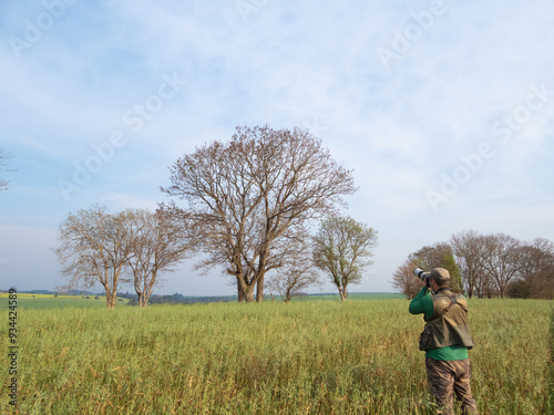 Birdwatching in the countryside
