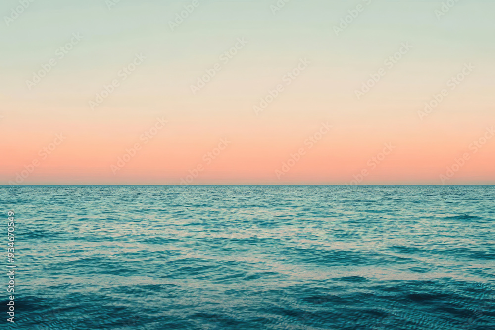 Obraz premium Subtle Ocean Gradient at Sunset