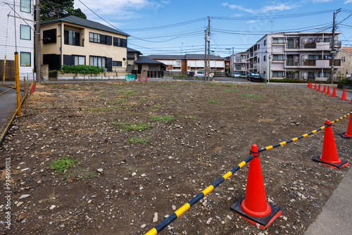 住宅街の空き家を取り壊し更地にした土地