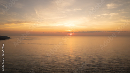 湖陵の海と夕日