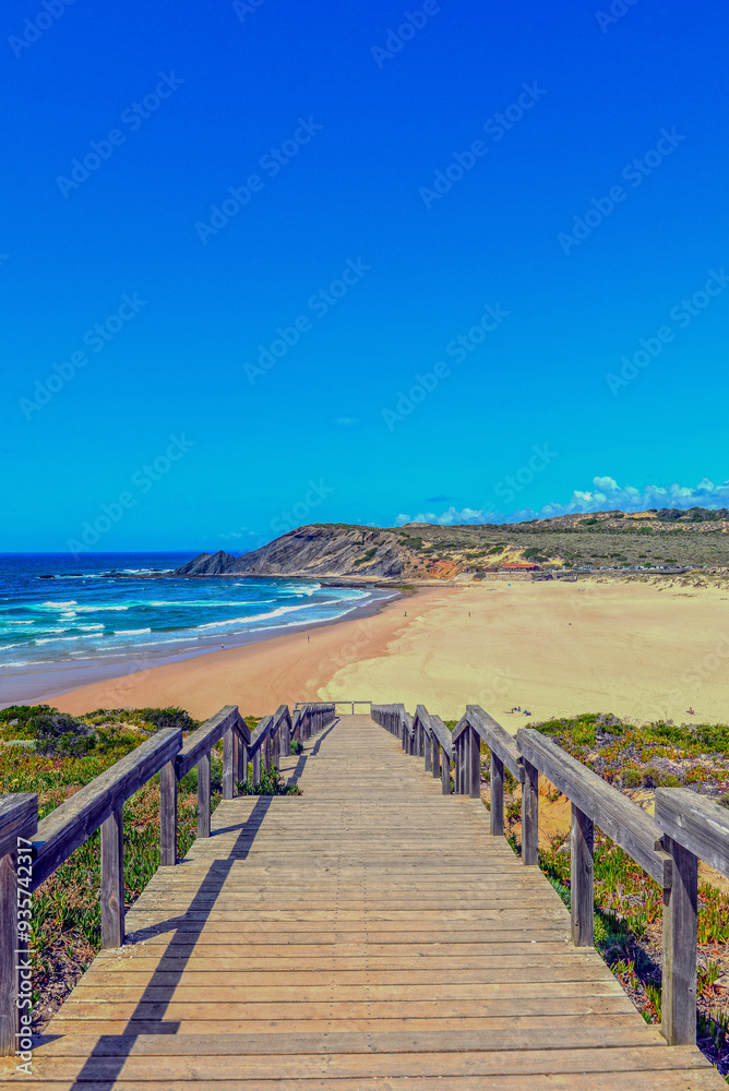 Praia da Amoreira bei Aljezur, Algarve (Portugal) Praia da Amoreira bei Aljezur, Algarve (Portugal)