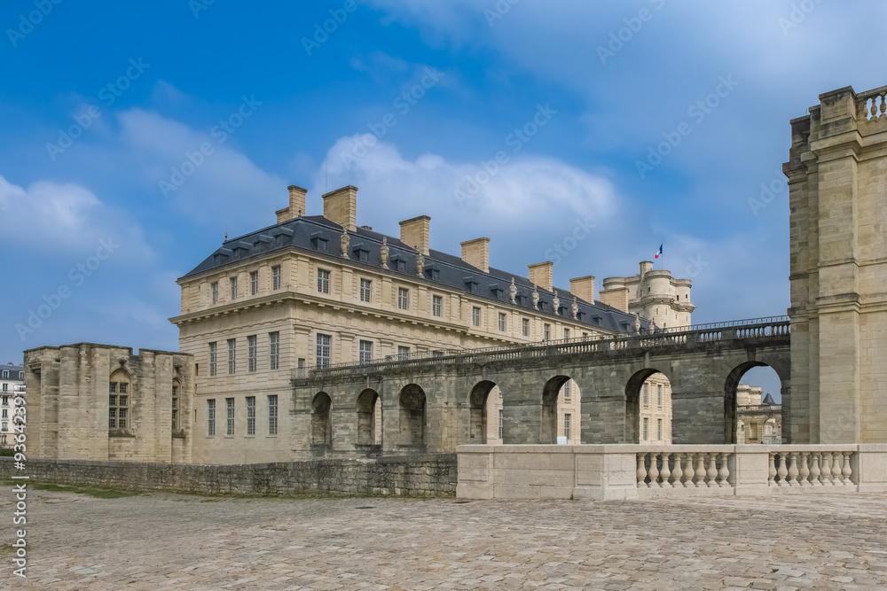 Obraz premium Vincennes in France, the beautiful French royal castle 