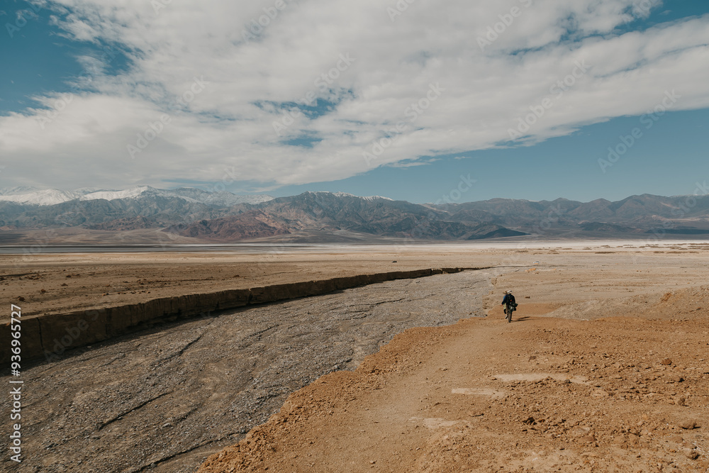 desert hiking desert hiking