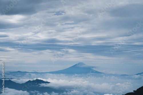 南八ヶ岳 赤岳登山道から見る富士山