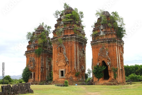 Duong Long Towers with Ruins 