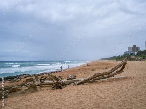 Plage, phare et jetée de La Serena en Afrique du Sud