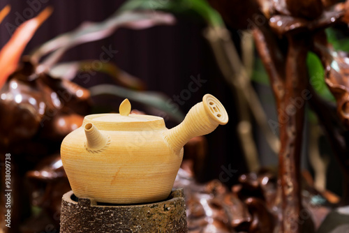 teapot and cup photo