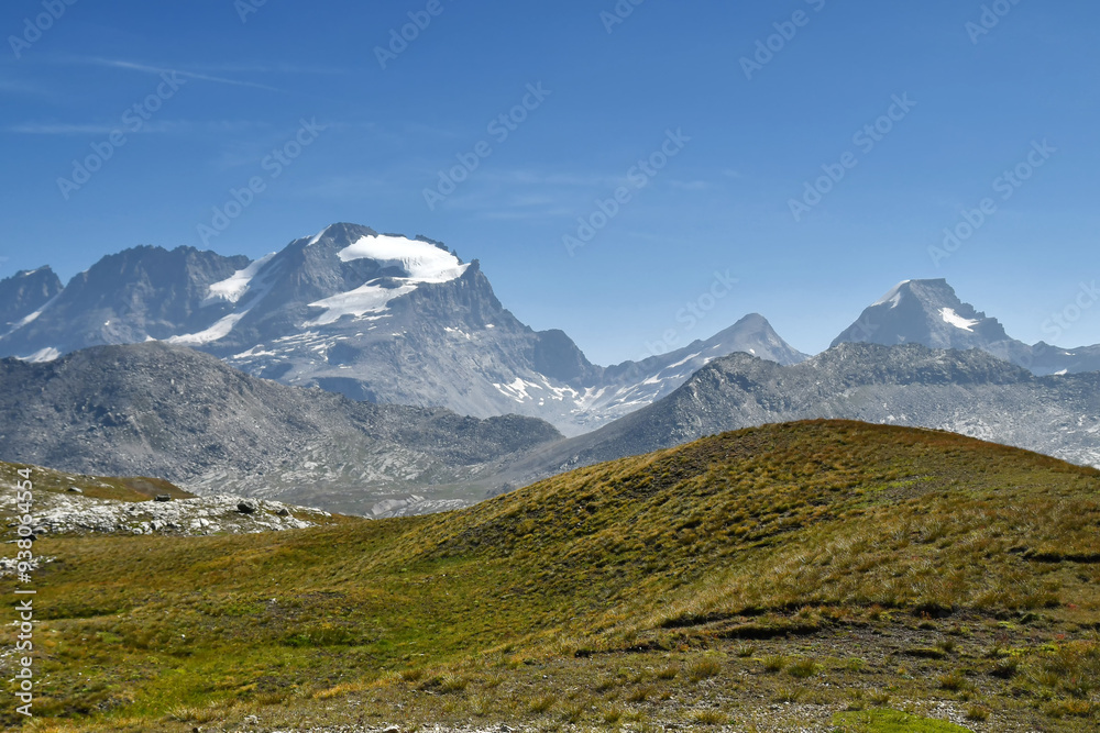 Il Gran Paradiso, visto dai laghi Tre Becchi Il Gran Paradiso, visto dai laghi Tre Becchi