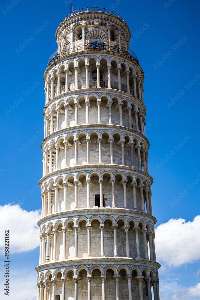 Obraz premium Słynna krzywa wieża w Pizie