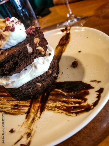 brownie sandwich dessert