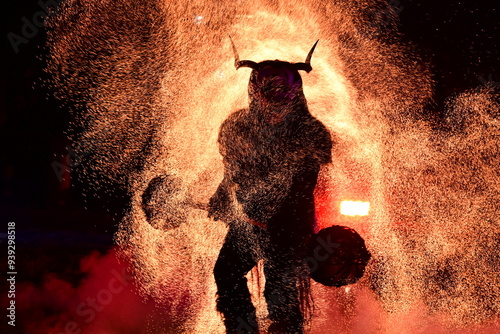 Rauhnacht. Hexen und Teufel in Feuer und Rauch