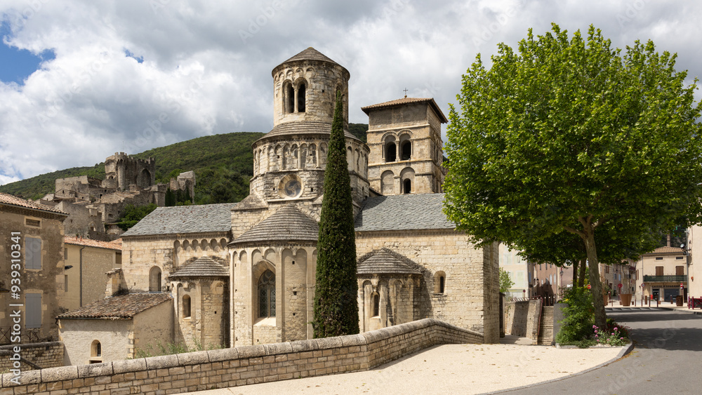 Obraz premium Abbatiale Sainte-Marie à Cruas 