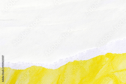 Obraz na płótnie Yellow watercolour paint brush on the white art paper background. w salonie