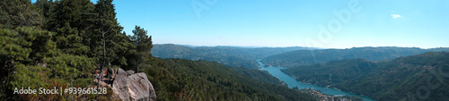 Vista Panorâmica do Miradouro da Pedra Bela, Parque Nacional da Peneda Gerês, Gerês, Portugal 