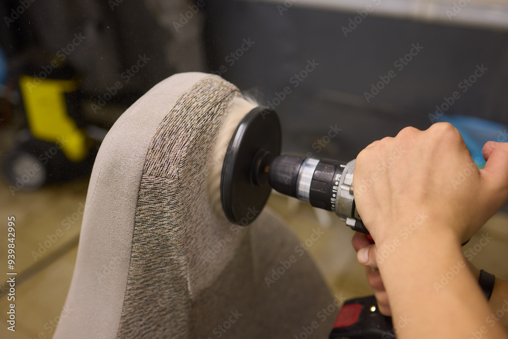 Fototapeta premium Experience Professional Upholstery Cleaning using Advanced Equipment for Optimal Results