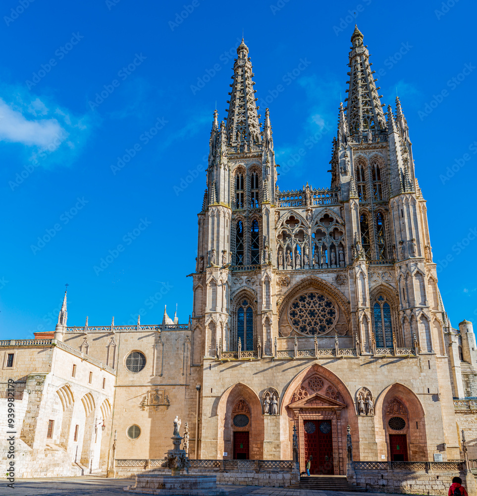 Fototapeta premium CATEDRAL DE BURGOS EXTERIOR 2024