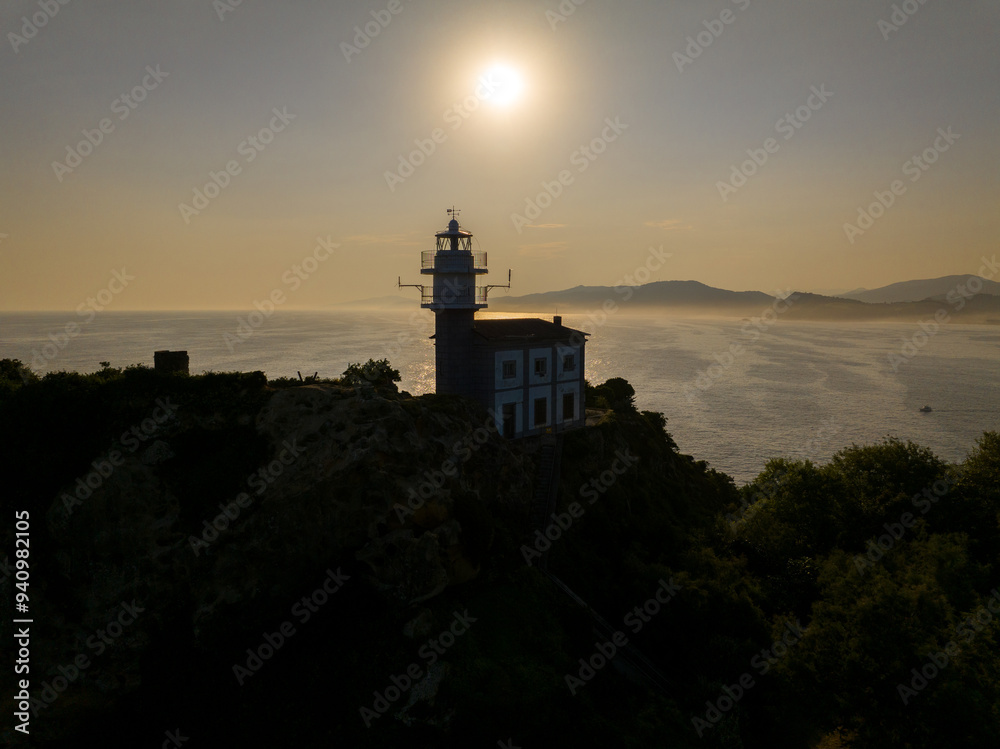 Faro del Raton en Getaria Gipuzkoa Faro del Raton en Getaria Gipuzkoa