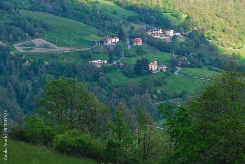 Panorama delle colline che circondano Borgo Val di Taro in provincia di Parma, Emilia Romagna, Italia. photo