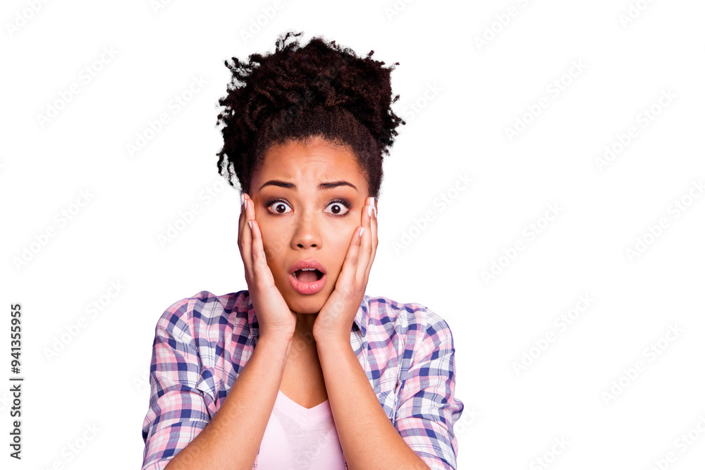Close up photo disappointed frightened lady impressed astonished by unbelievable unexpected event have fear anxious confused open mouth top-knot dressed modern clothing isolated purple background Close up photo disappointed frightened lady impressed astonished by unbelievable unexpected event have fear anxious confused open mouth top-knot dressed modern clothing isolated purple background