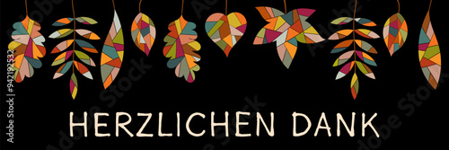 Herzlichen Dank - Schriftzug in deutscher Sprache. Banner mit bunten Blättern auf schwarzem Hintergrund.