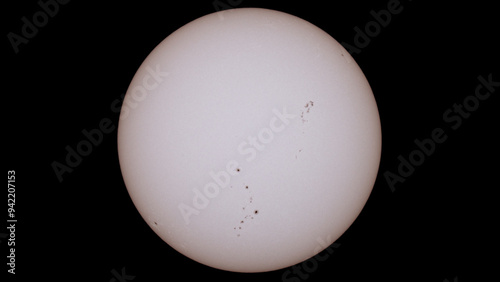 Obraz na płótnie photograph of the sun made with a reflex camera, sunspots are observed w salonie