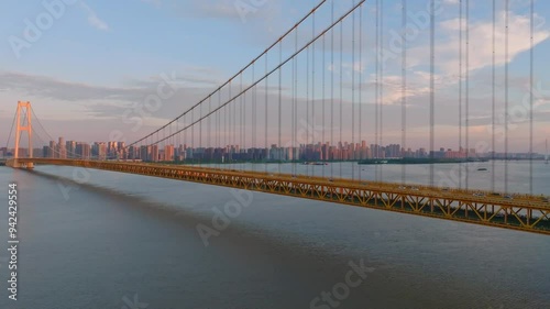 Wuhan Yangsigang Yangtze River Bridge scenery photo