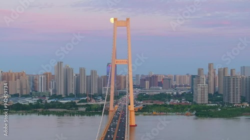 Wuhan Yangsigang Yangtze River Bridge scenery photo