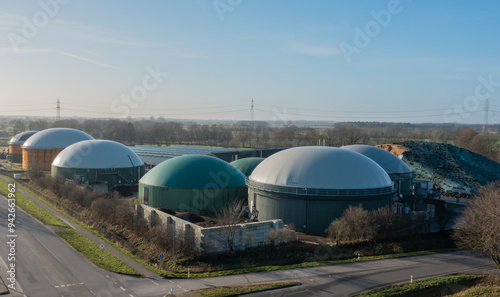 Biogasanlage aus der Luft Perspektive mit einer Drohne aufgenommen