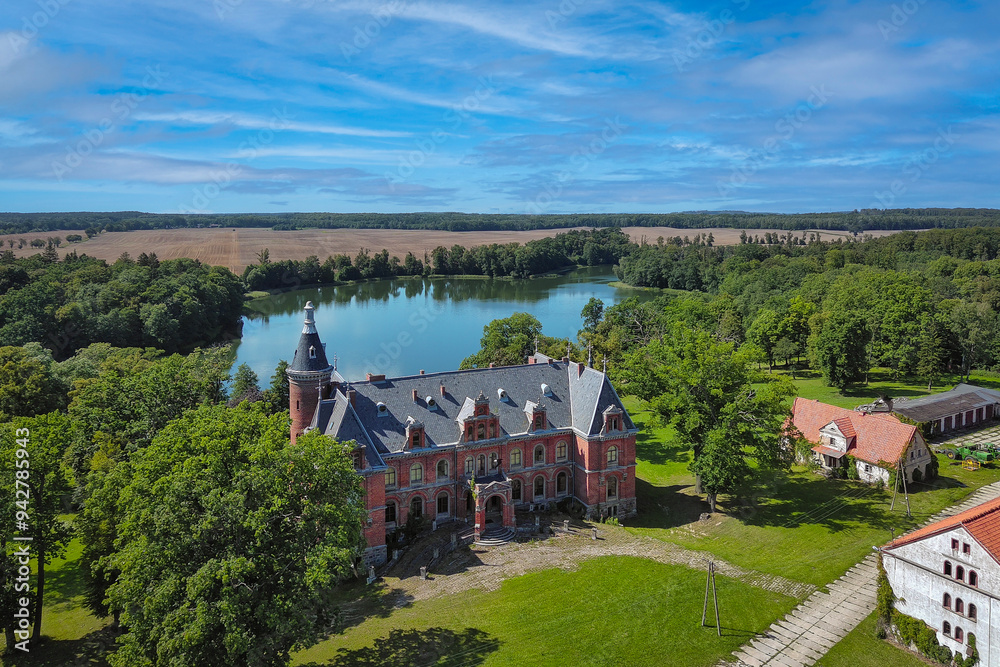 Obraz premium Historic palace in Klecewo, Poland.